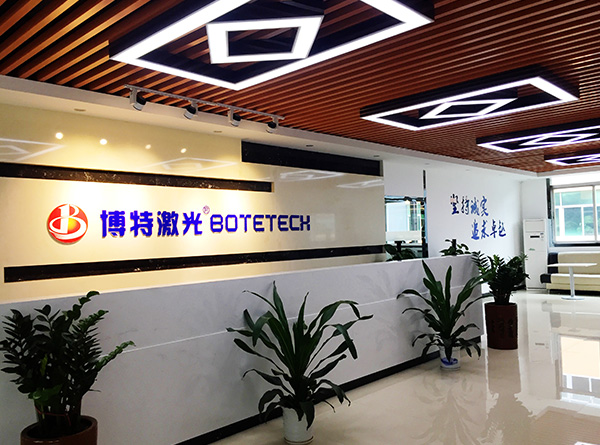 薄板激光切割机：精确、高效的金属加工利器